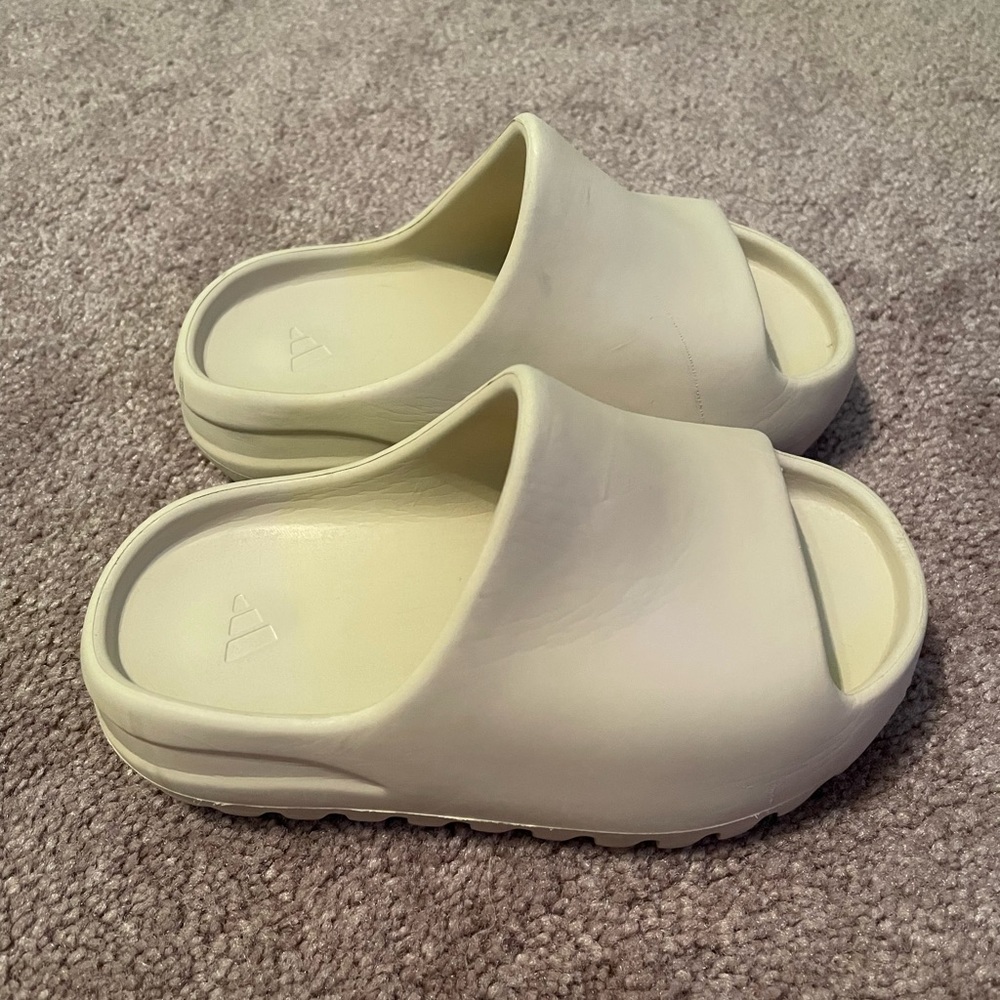 adidas Yeezy Pure Slide